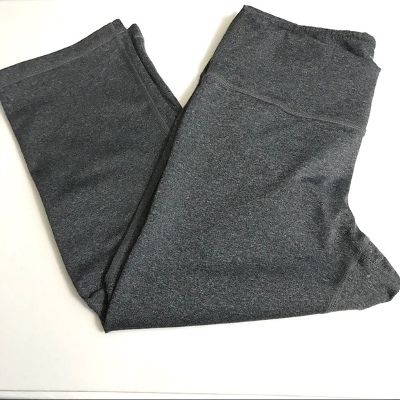 Zella Capri yoga/leggings - Picture 8 of 11